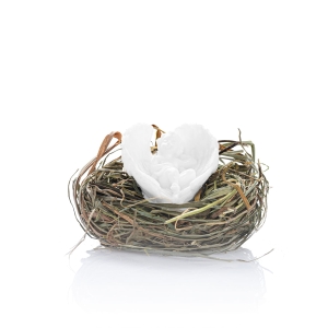 Baby - wings - hay - Alabaster