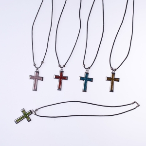 Necklace cross with glitter covered with lacquer